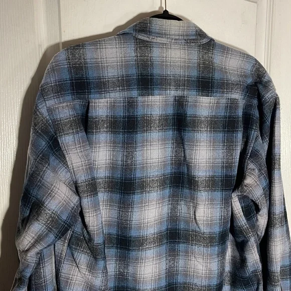 Pendleton Men’s Plaid 100% Wool Long Sleeve Outdoor Shirt Size Medium - Picture 6 of 8